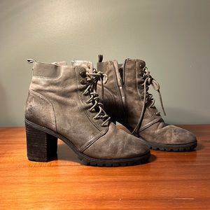 Heeled combat boot